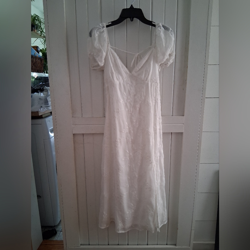 Francesca's Collections Elegant White Dress